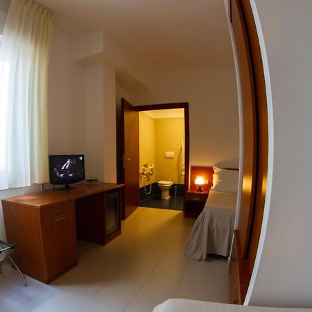Hotel Miramare Latina Bilik gambar