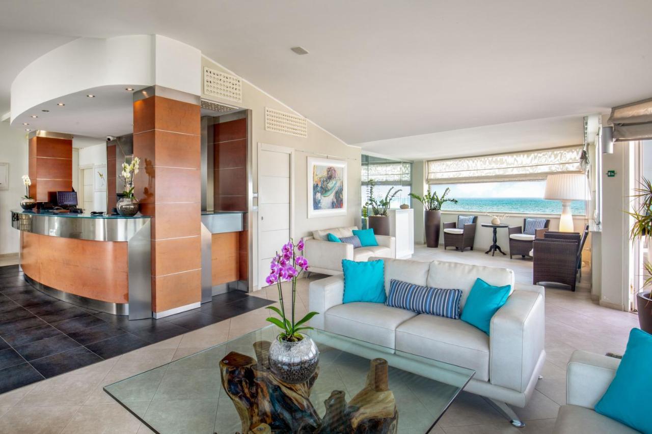 Hotel Miramare Latina Luaran gambar